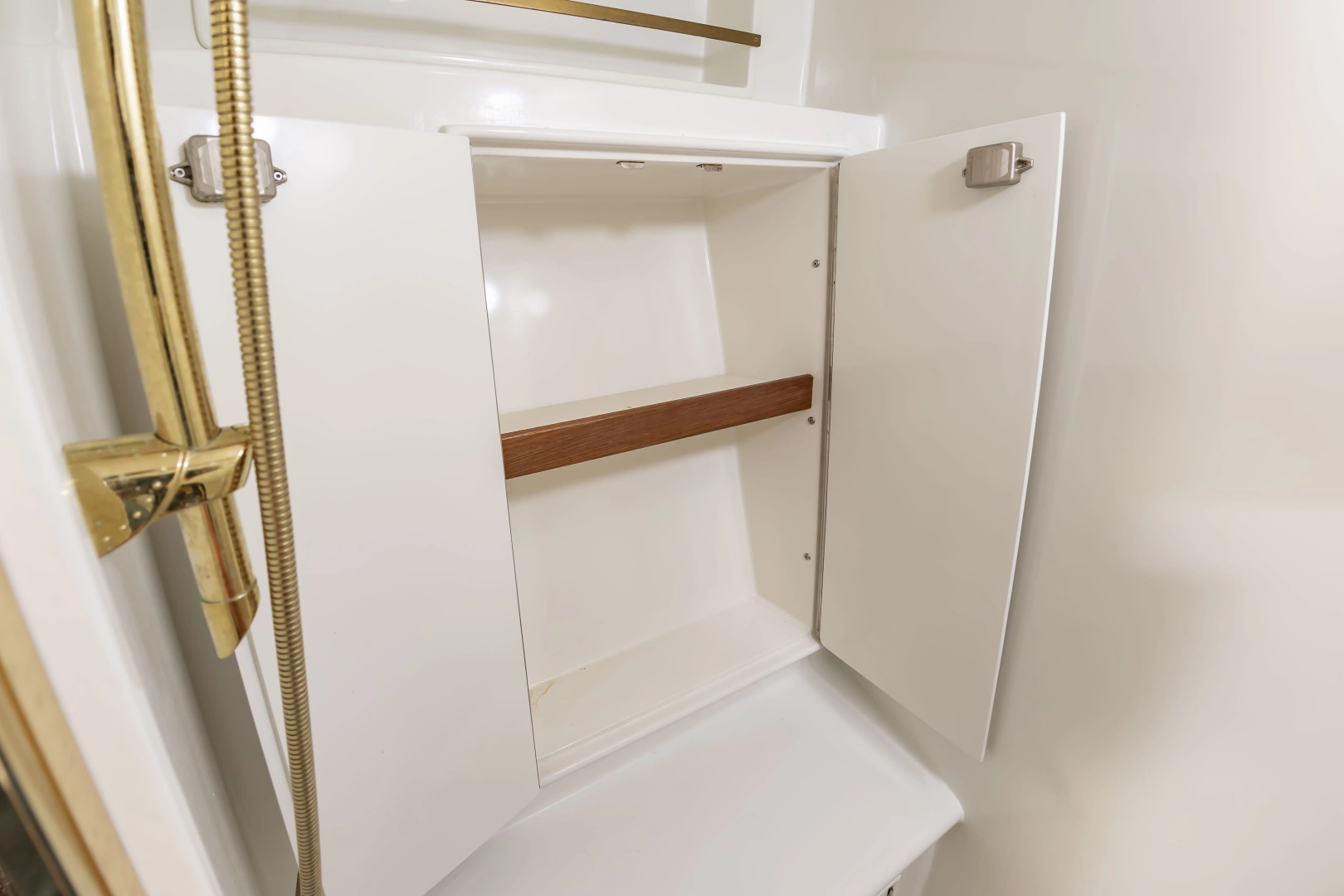 Buddy Davis 70 Sportfisherman Yacht For Sale