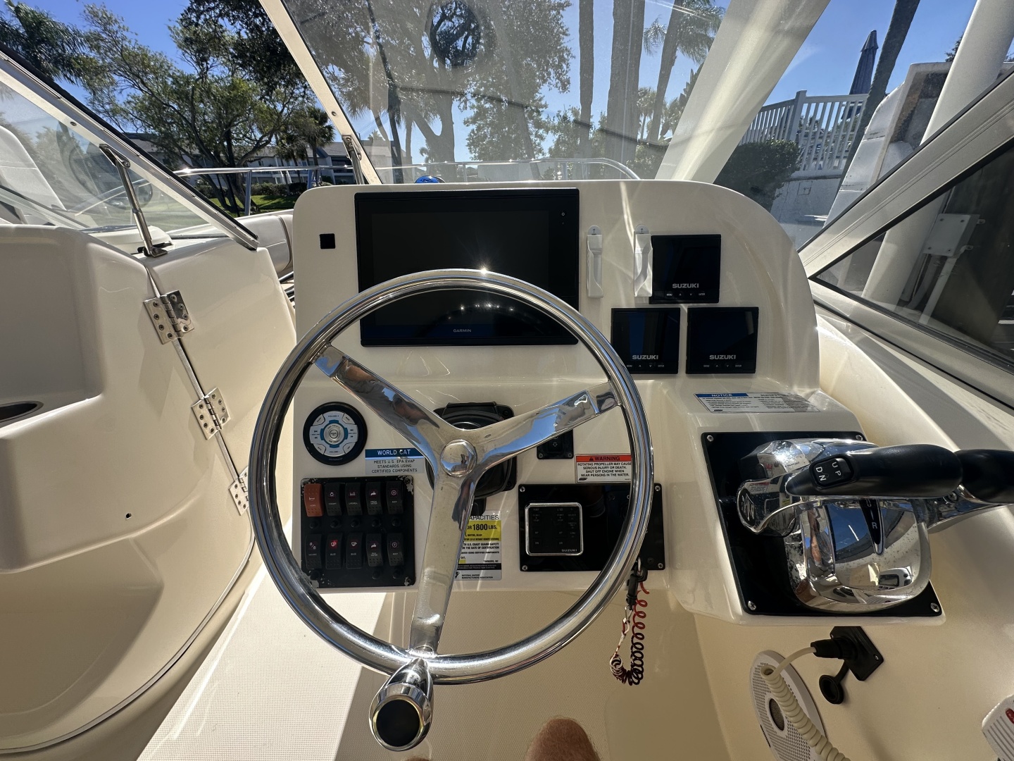 2013 World Cat 255 DC