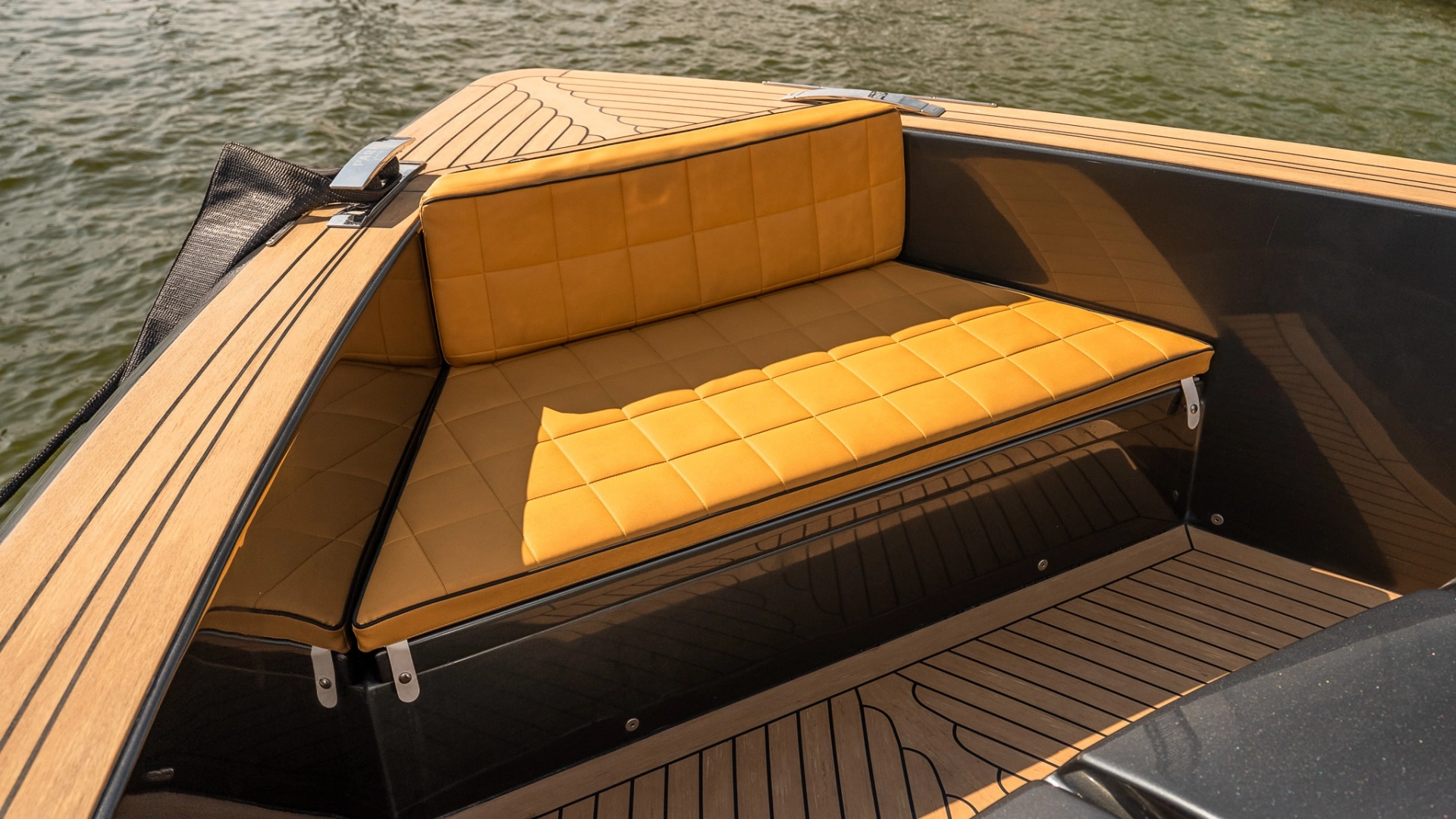 Pardo Yachts 43 Yacht For Sale