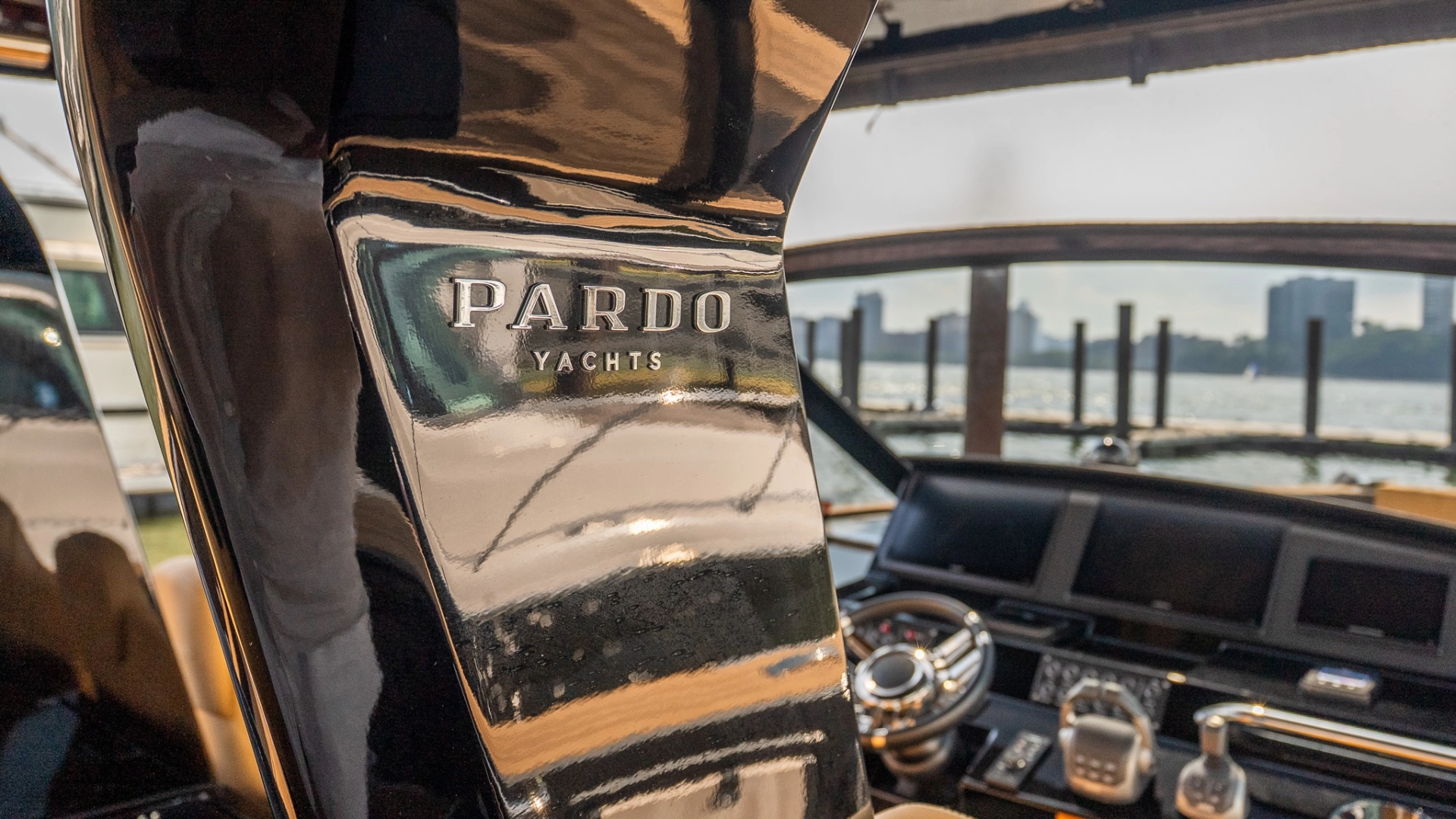 Pardo Yachts 43 Yacht For Sale