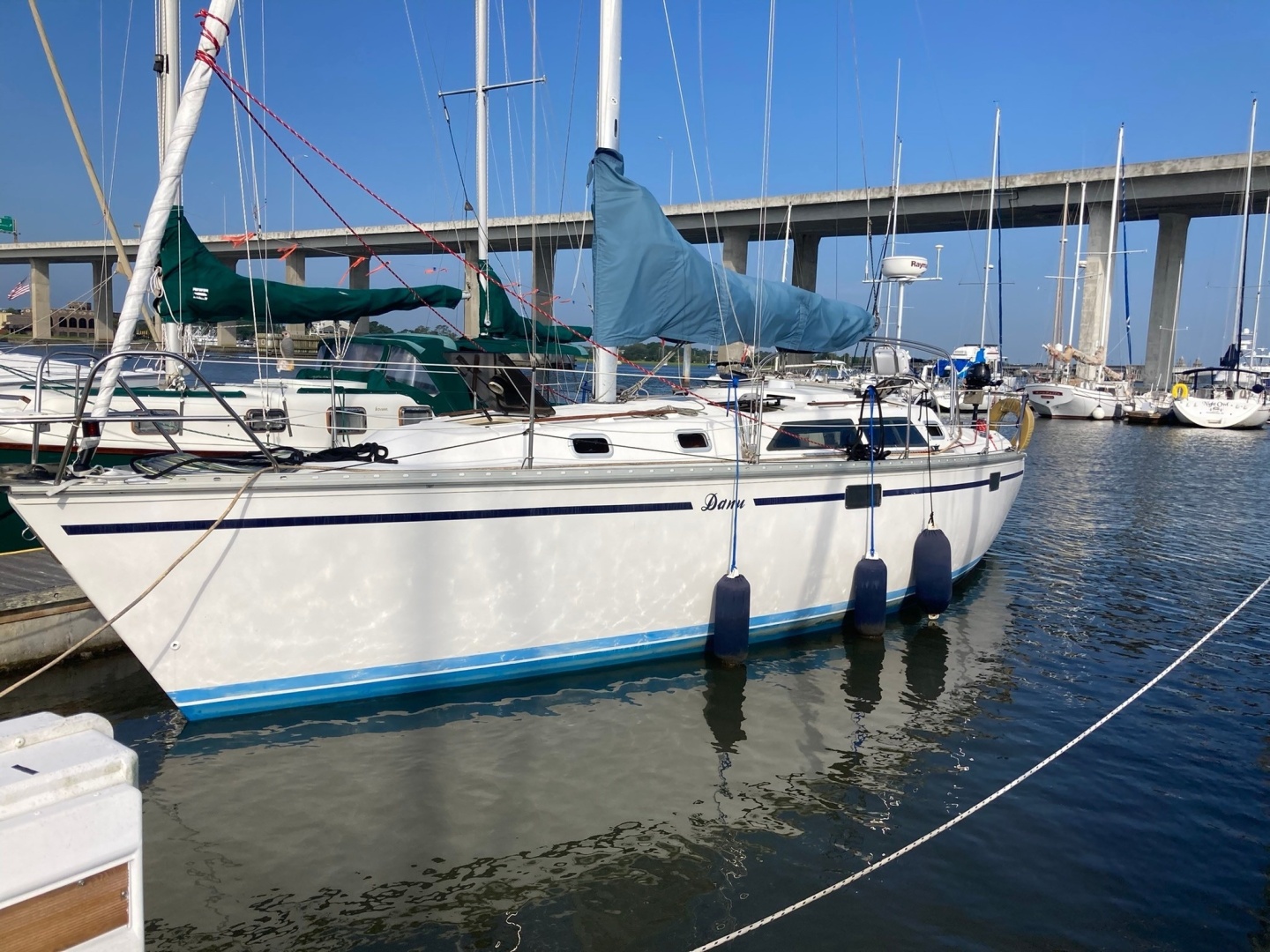 1992 Hunter 33.5