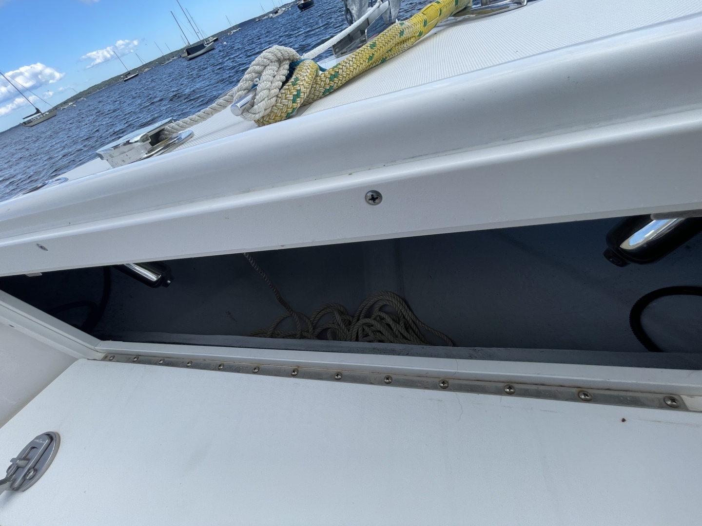 2020 Century 2200 Center Console