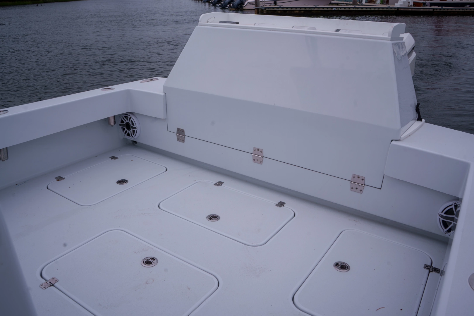 Conch 33 Yacht For Sale