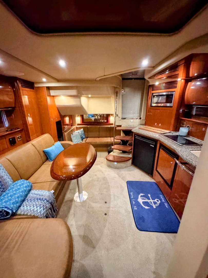 2005 Sea Ray 390 Sundancer