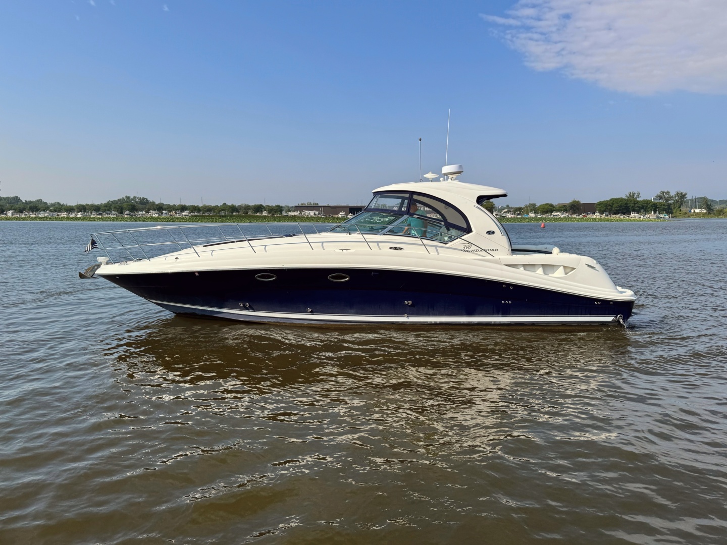 2005 Sea Ray 390 Sundancer
