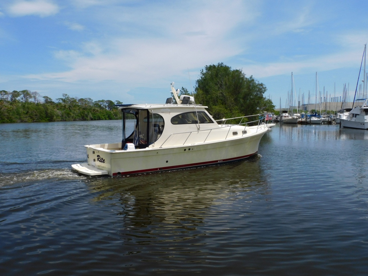 2004 Mainship 30 Rum Runner