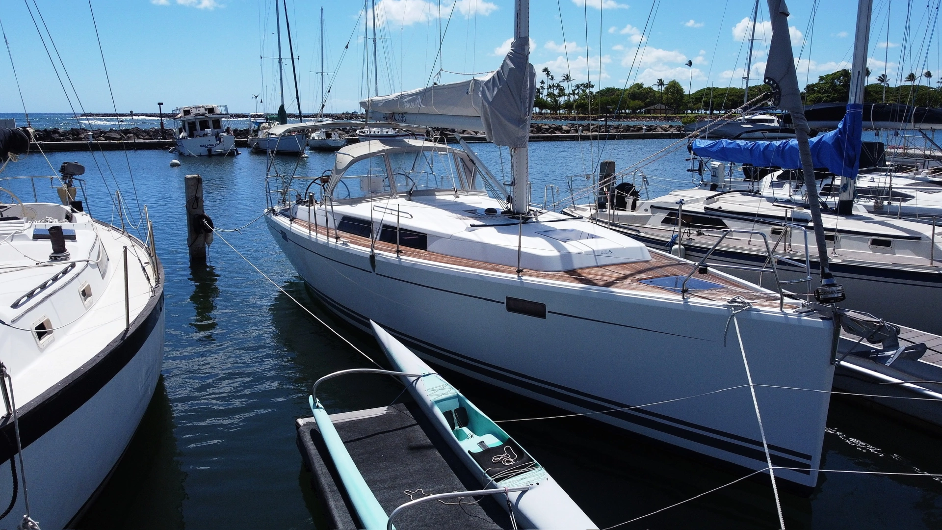 2014 Hanse 385 - photo 1 of 30