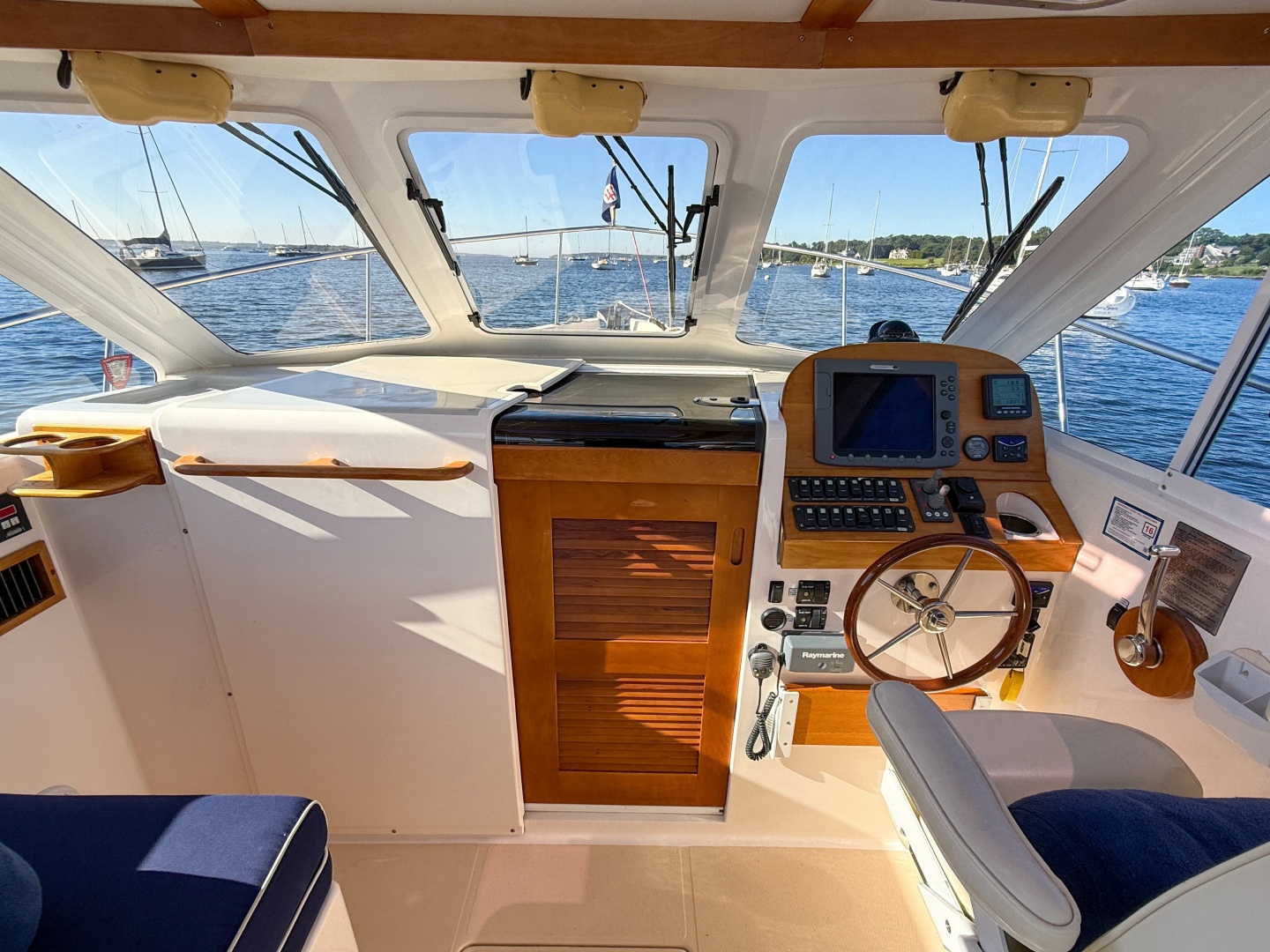Sundown 34ft True North Yacht For Sale