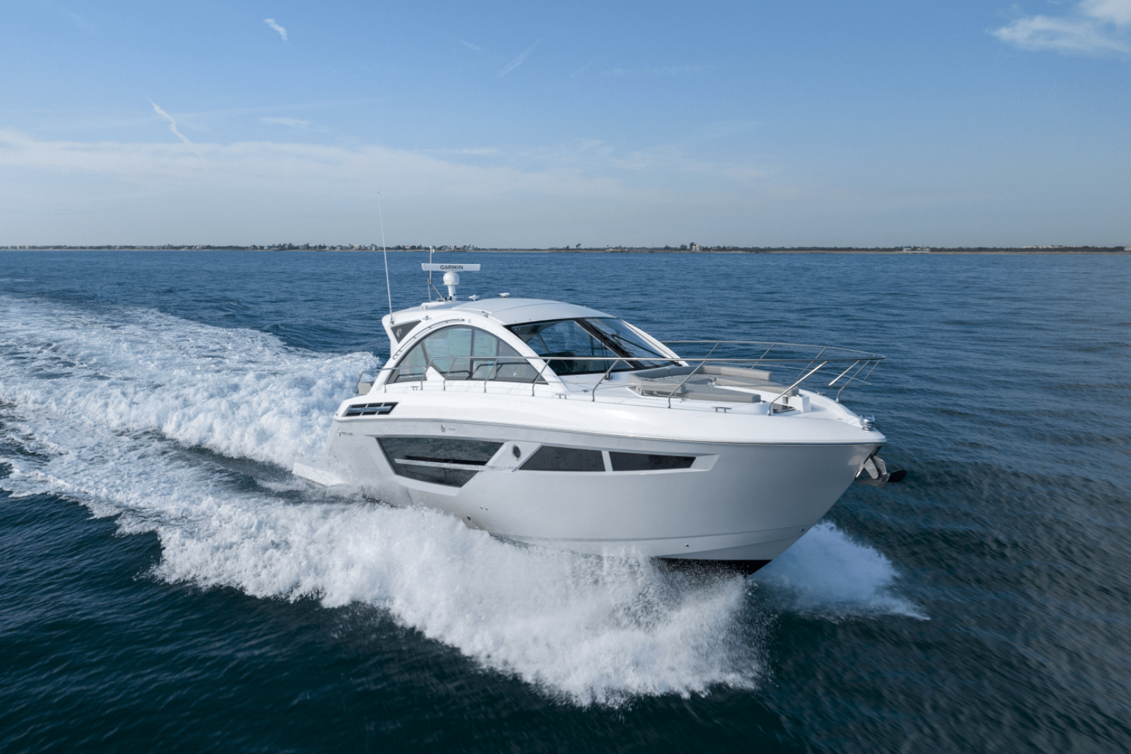 2024 Cruisers Yachts 50 Cantius