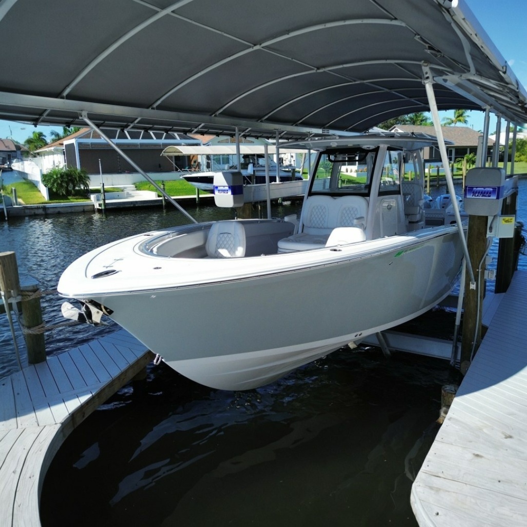 2025 Sportsman Open 322 Center Console