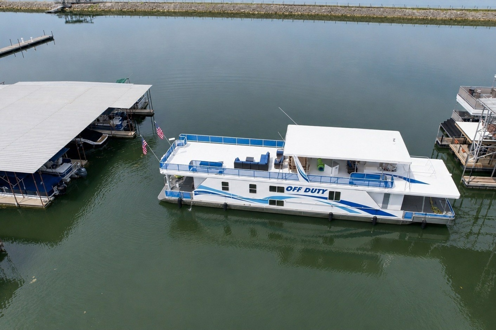 OFF DUTY 77ft Sumerset Yacht For Sale