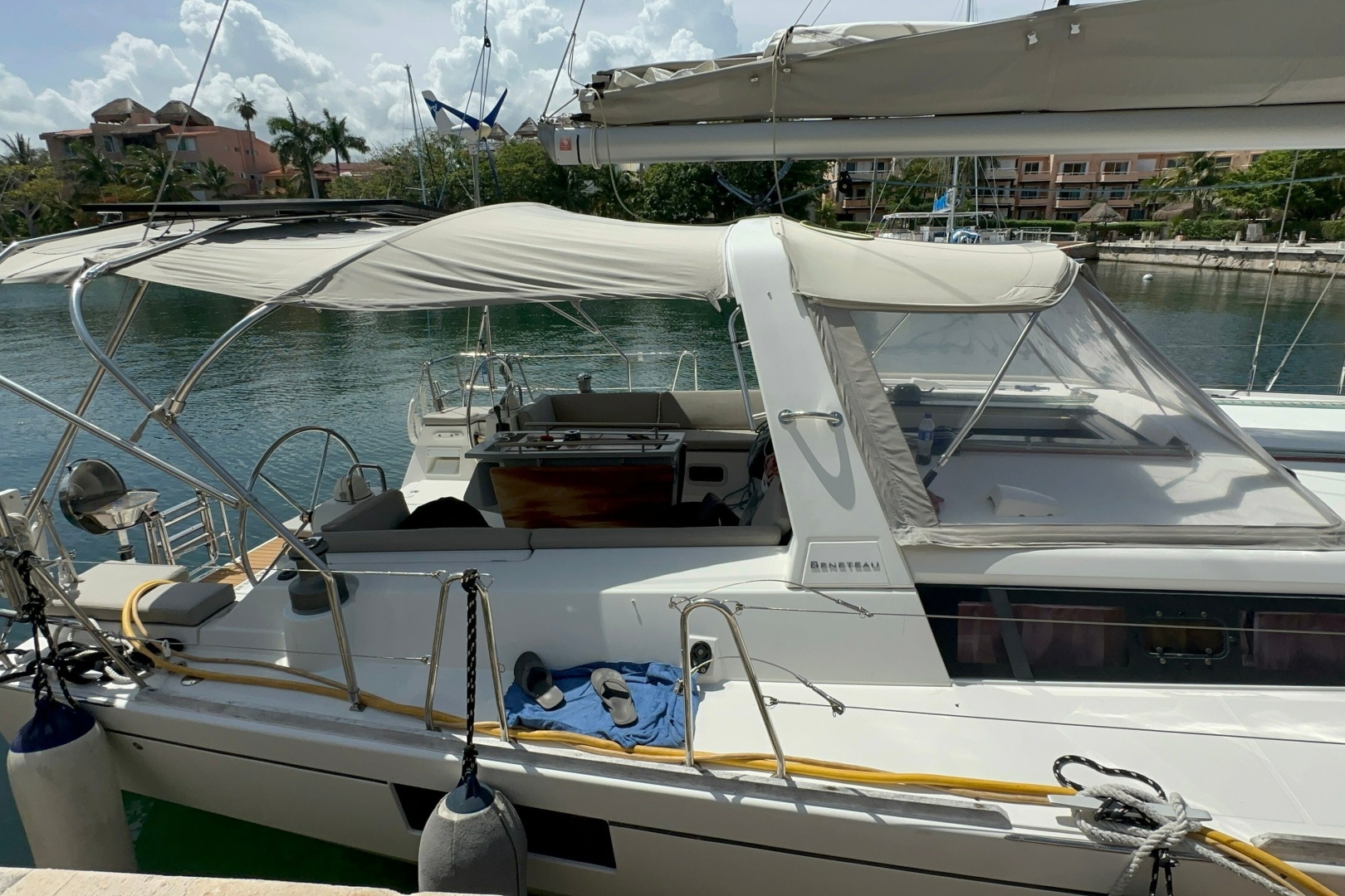 48ft Beneteau Yacht For Sale