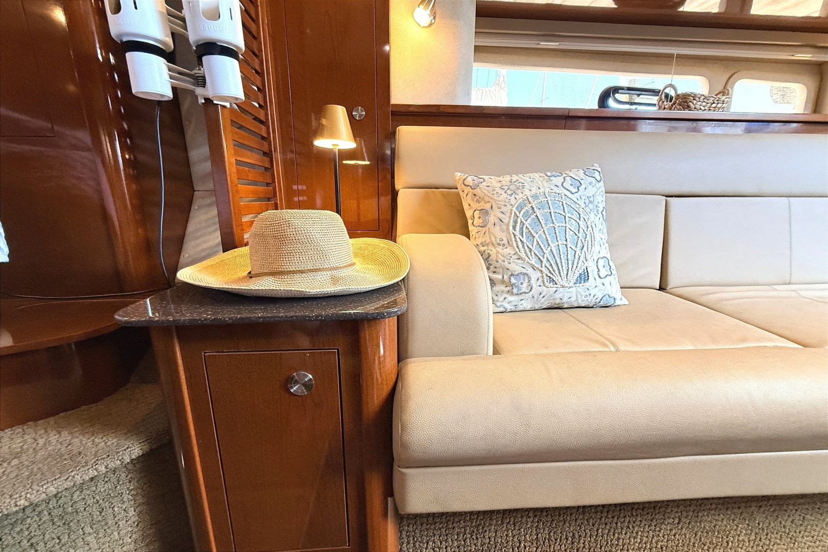 2013 Sea Ray Sundancer 370