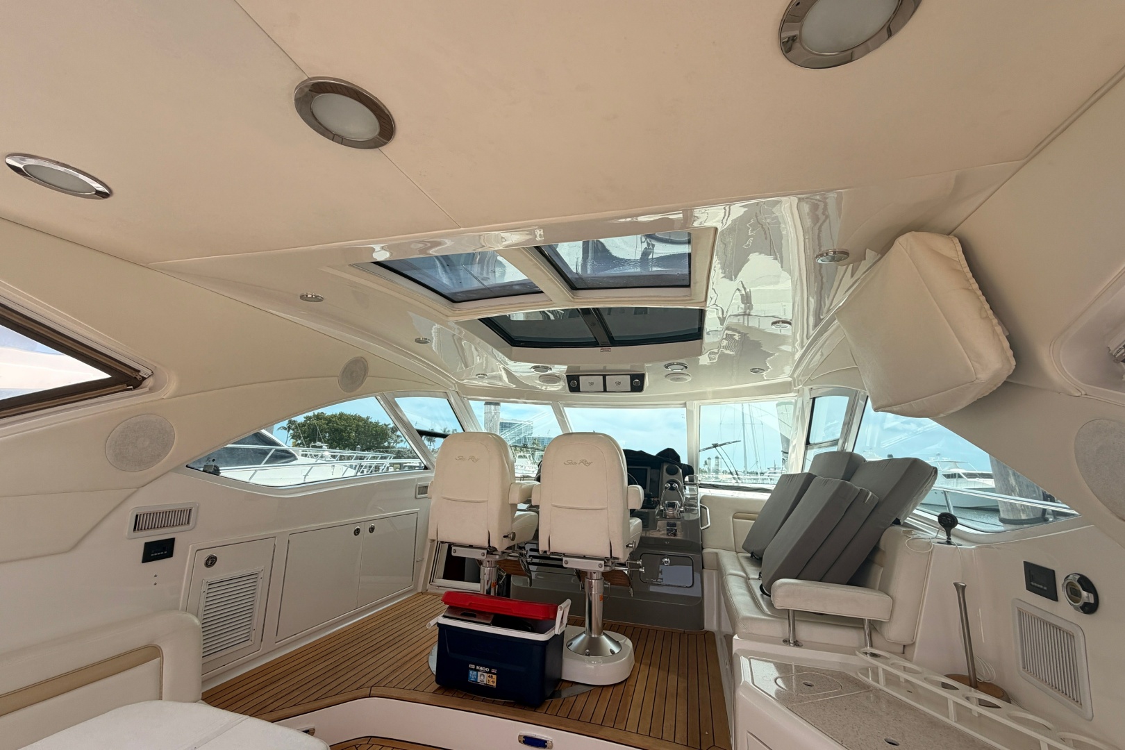 2010 Sea Ray Sundancer 540