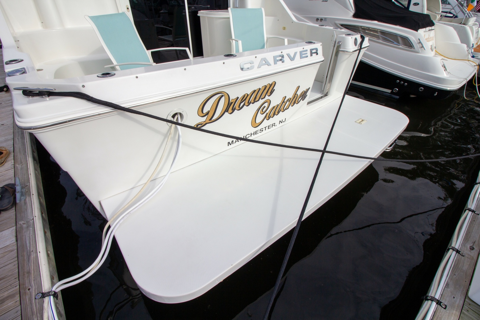 2006 Carver 33 Super Sport