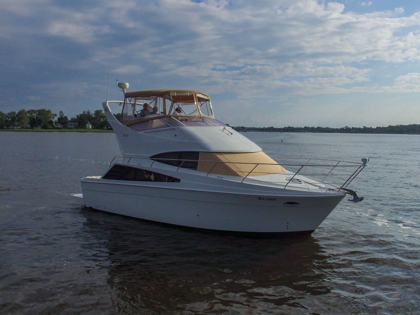 2006 Carver 33 Super Sport