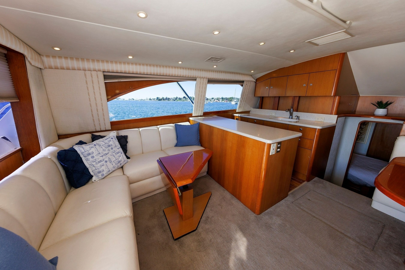 2004 Ocean Yachts 43 Super Sport