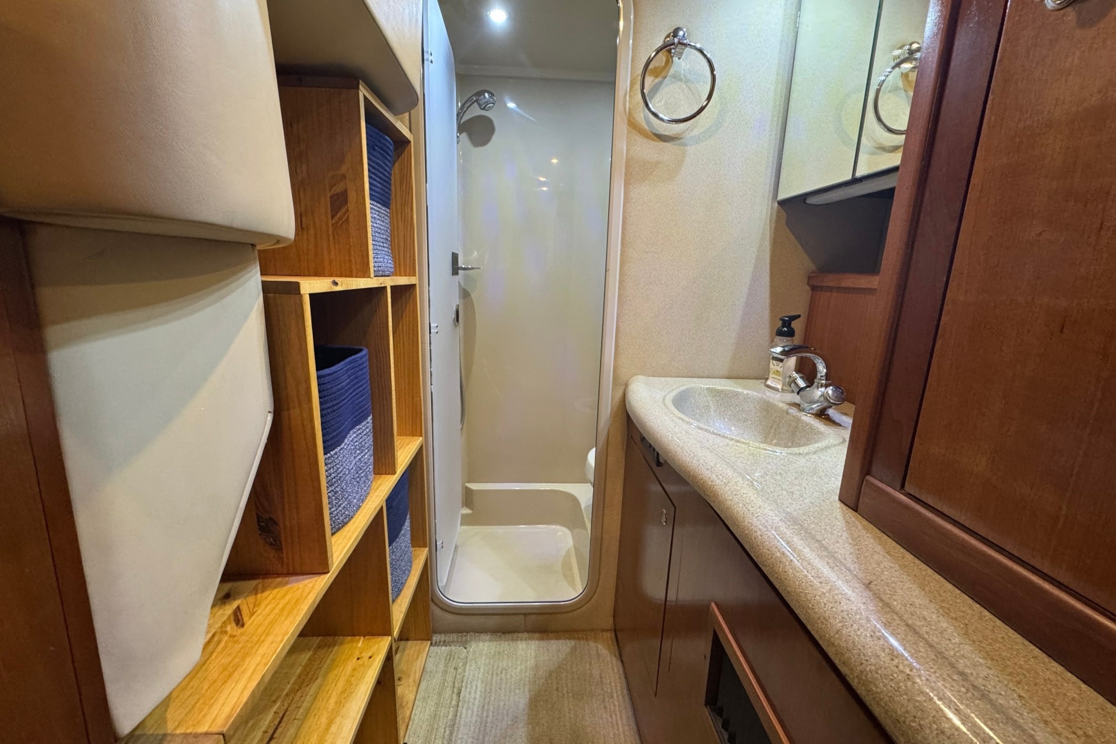SEA U LATER 43ft Cruisers Yachts Yacht For Sale