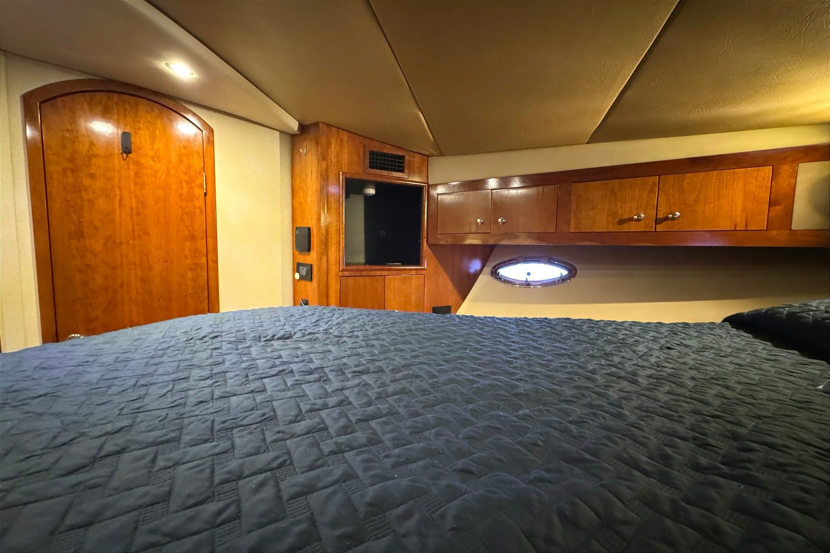 SEA U LATER 43ft Cruisers Yachts Yacht For Sale