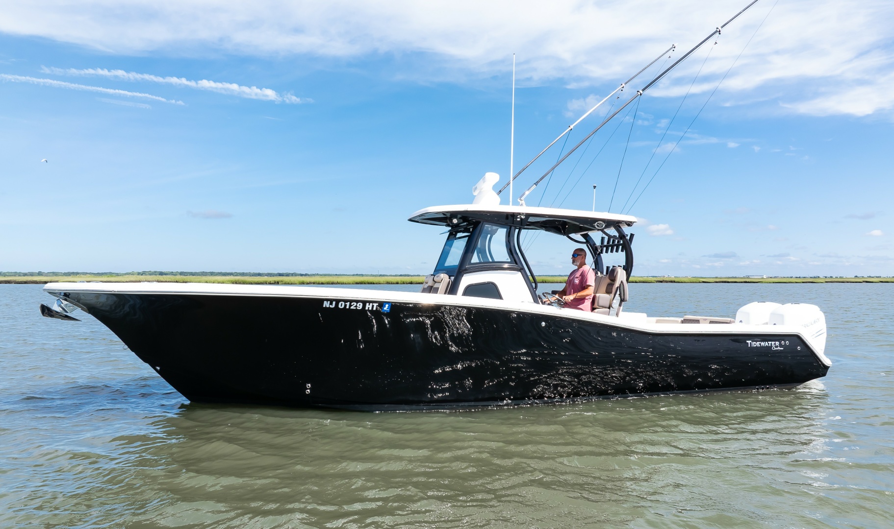 2023 Tidewater 320 CC Adventure