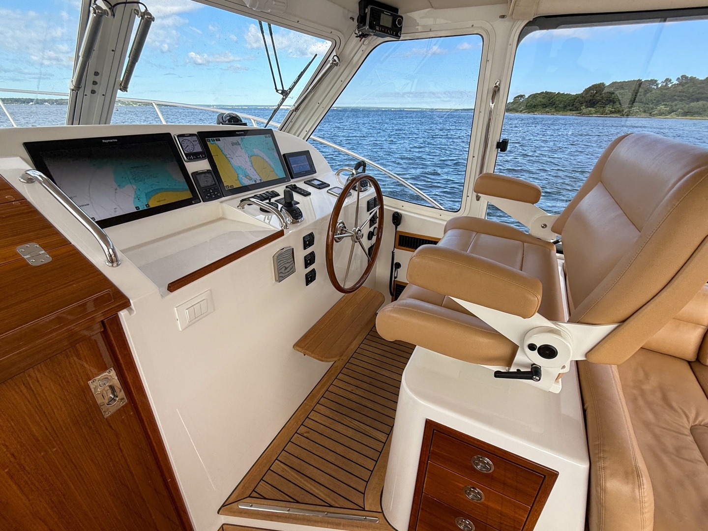 Casta Diva 50ft MJM Yacht For Sale