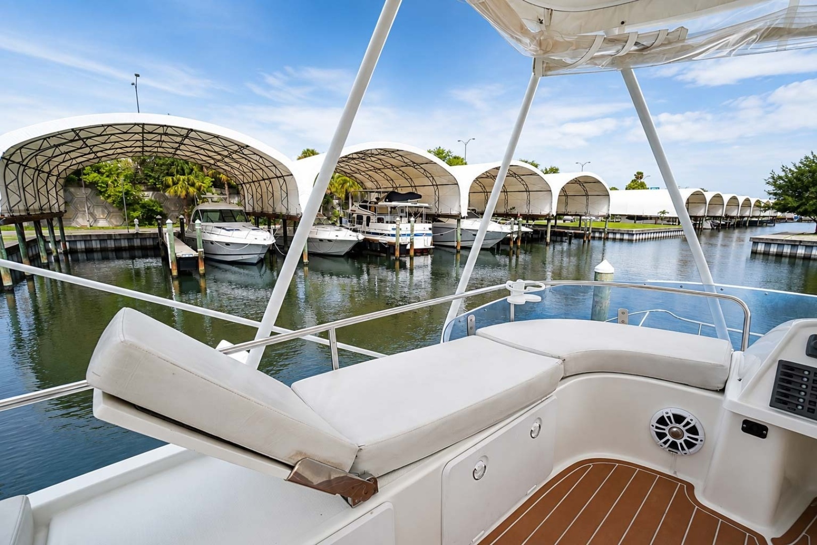 Flight Risk 35ft Fountaine Pajot Yacht For Sale Flight Risk 35ft Fountaine Pajot Yacht For Sale