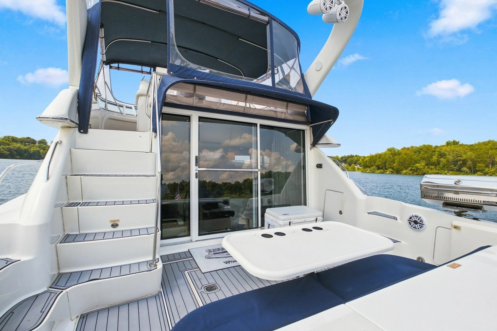 Sea Ray 450 Express Bridge Yacht For Sale