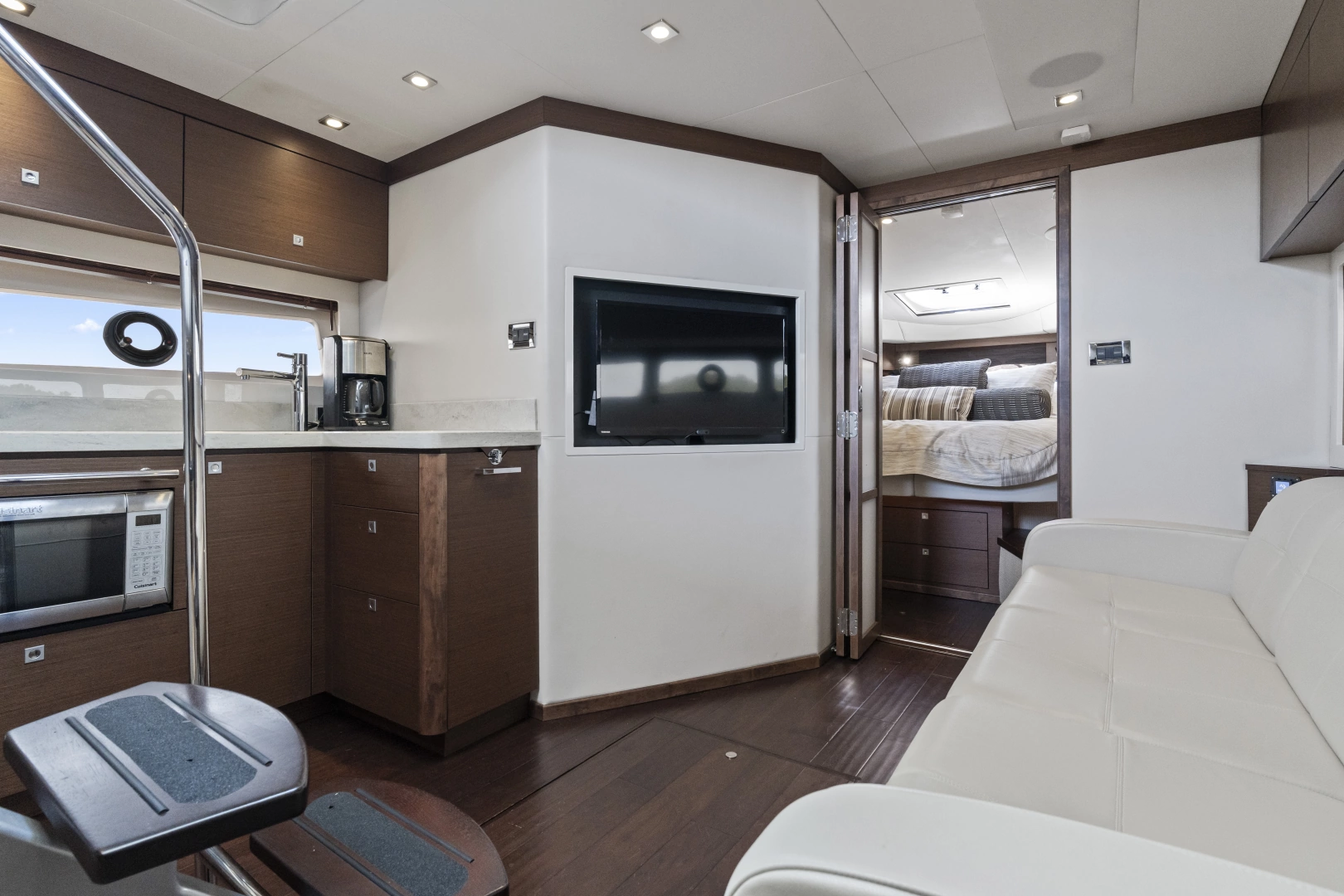 Sea Ray 410 Sundancer Yacht For Sale