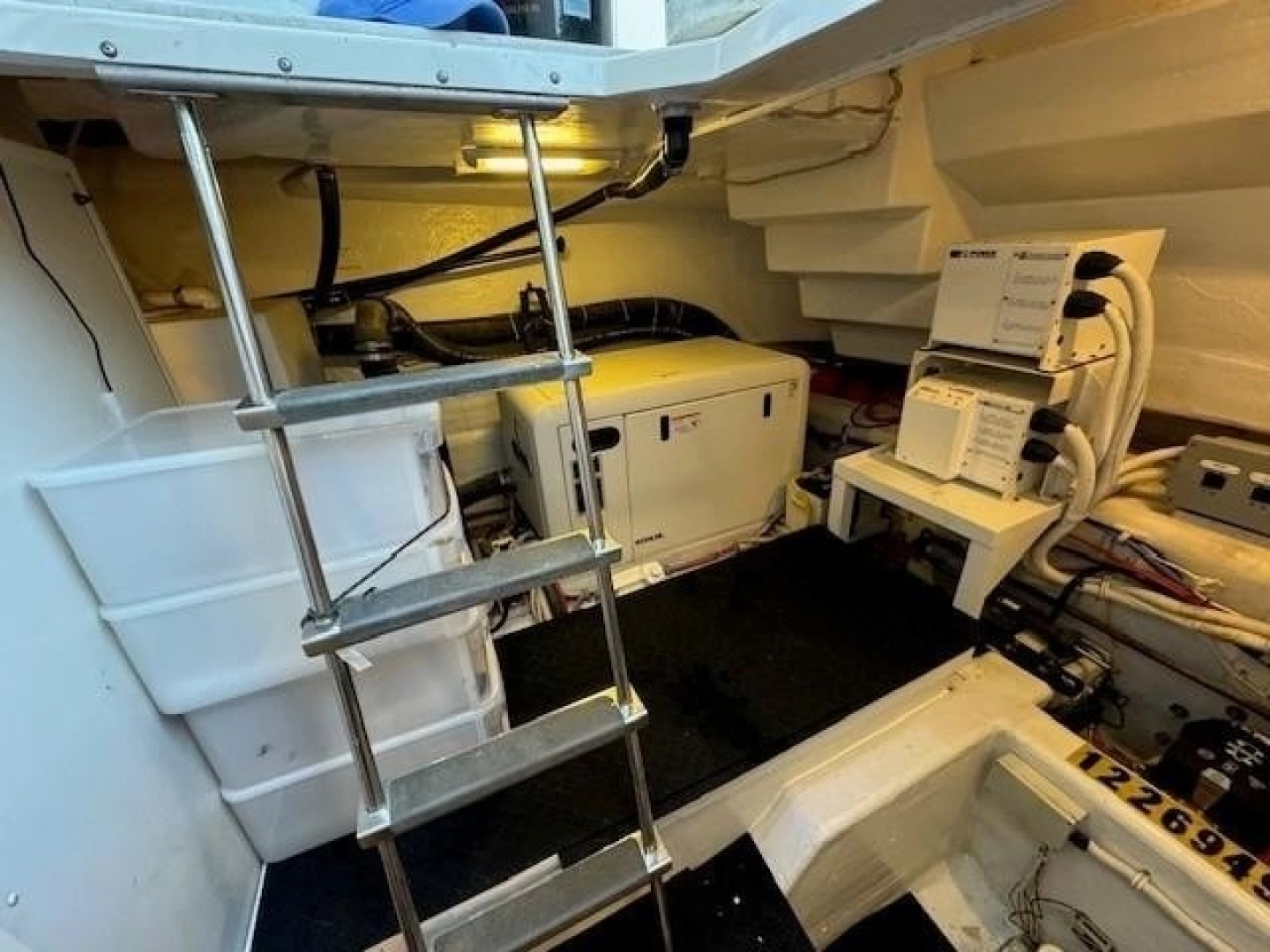 Marquis 55 LS Yacht For Sale