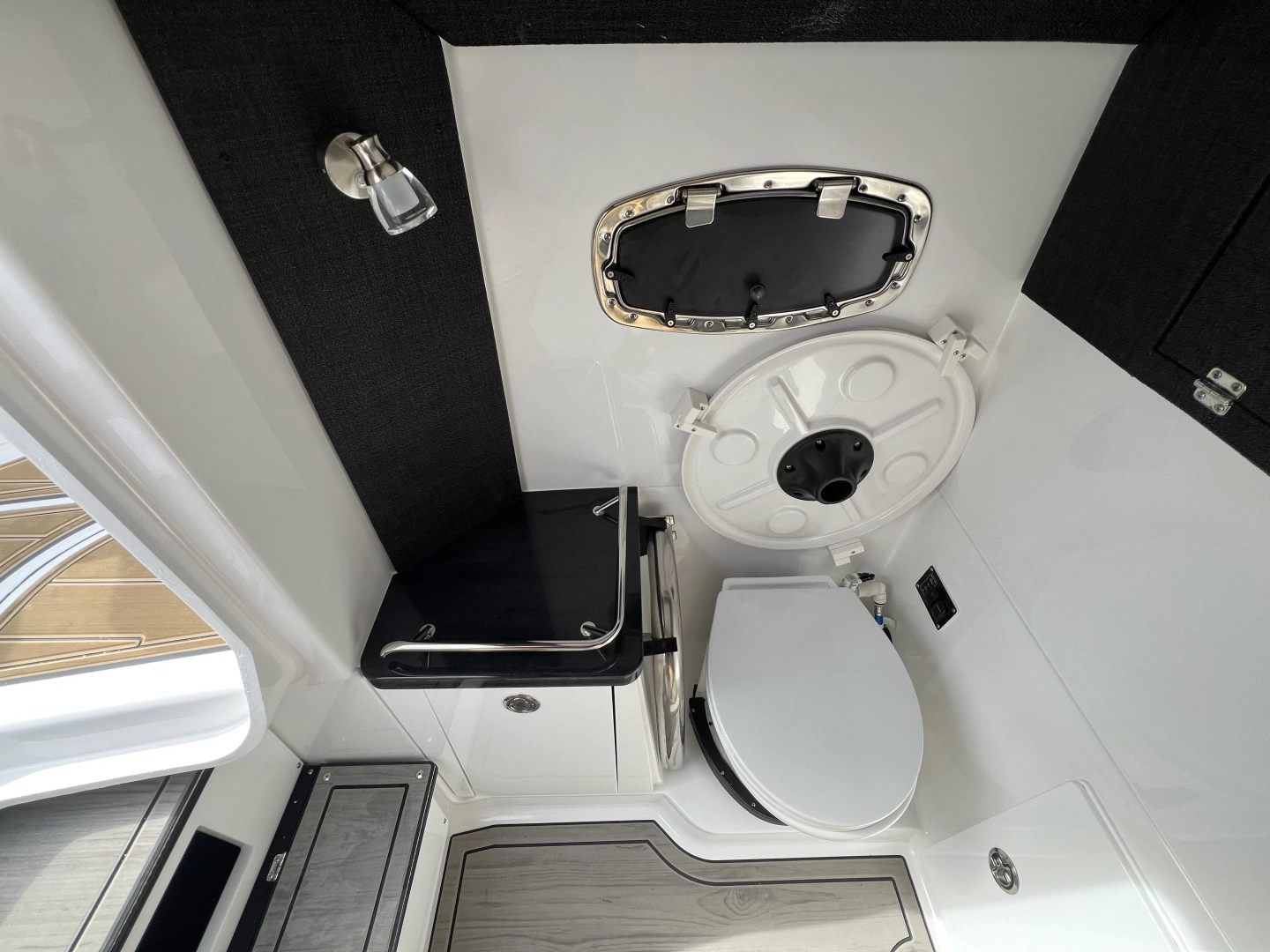 Monterey 30 Elite OB Yacht For Sale