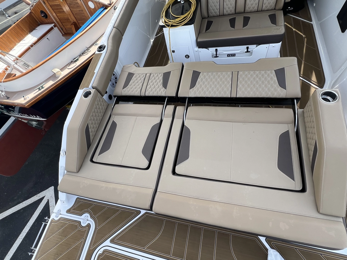 Monterey 30 Elite OB Yacht For Sale