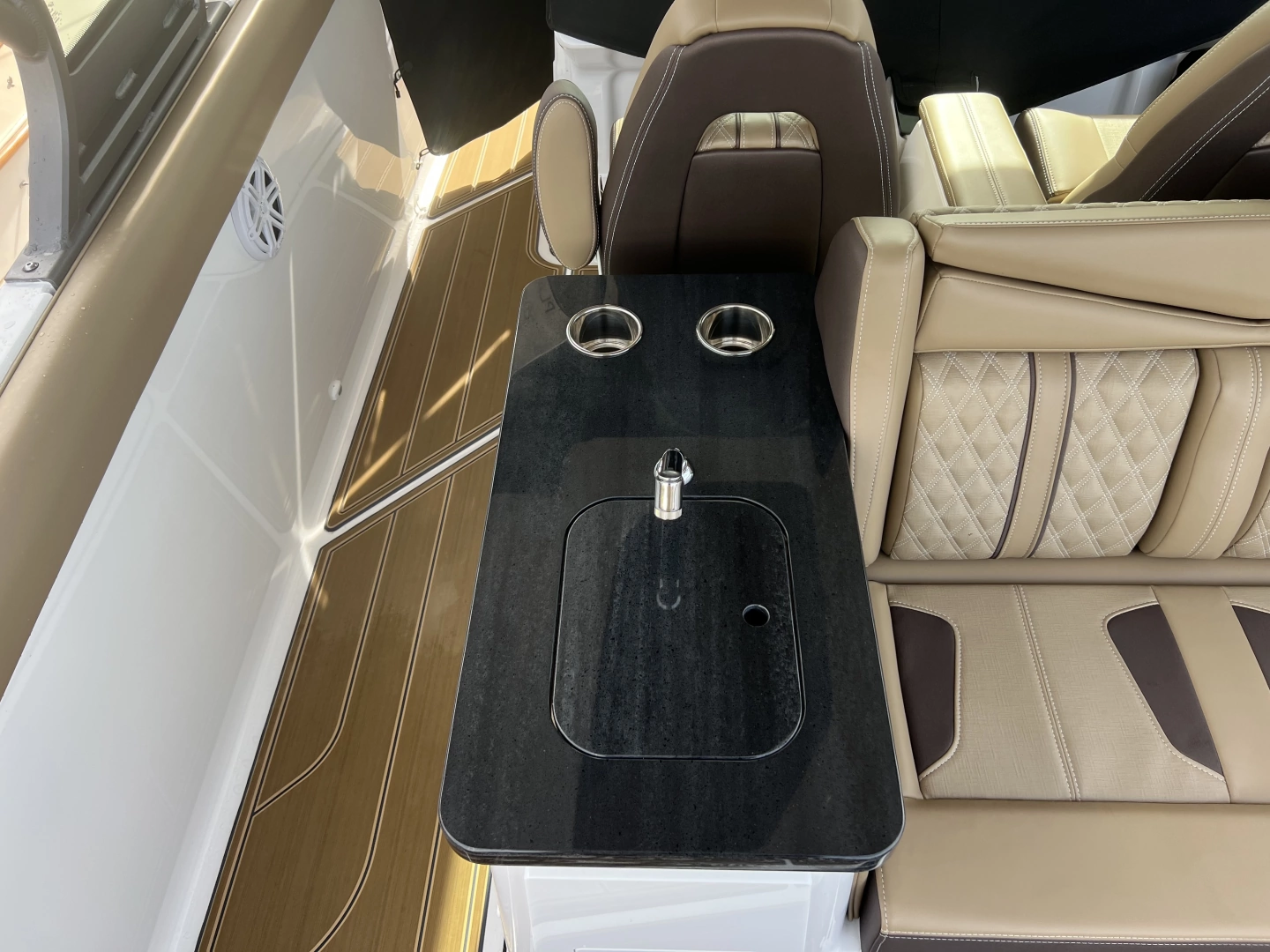 Monterey 30 Elite OB Yacht For Sale