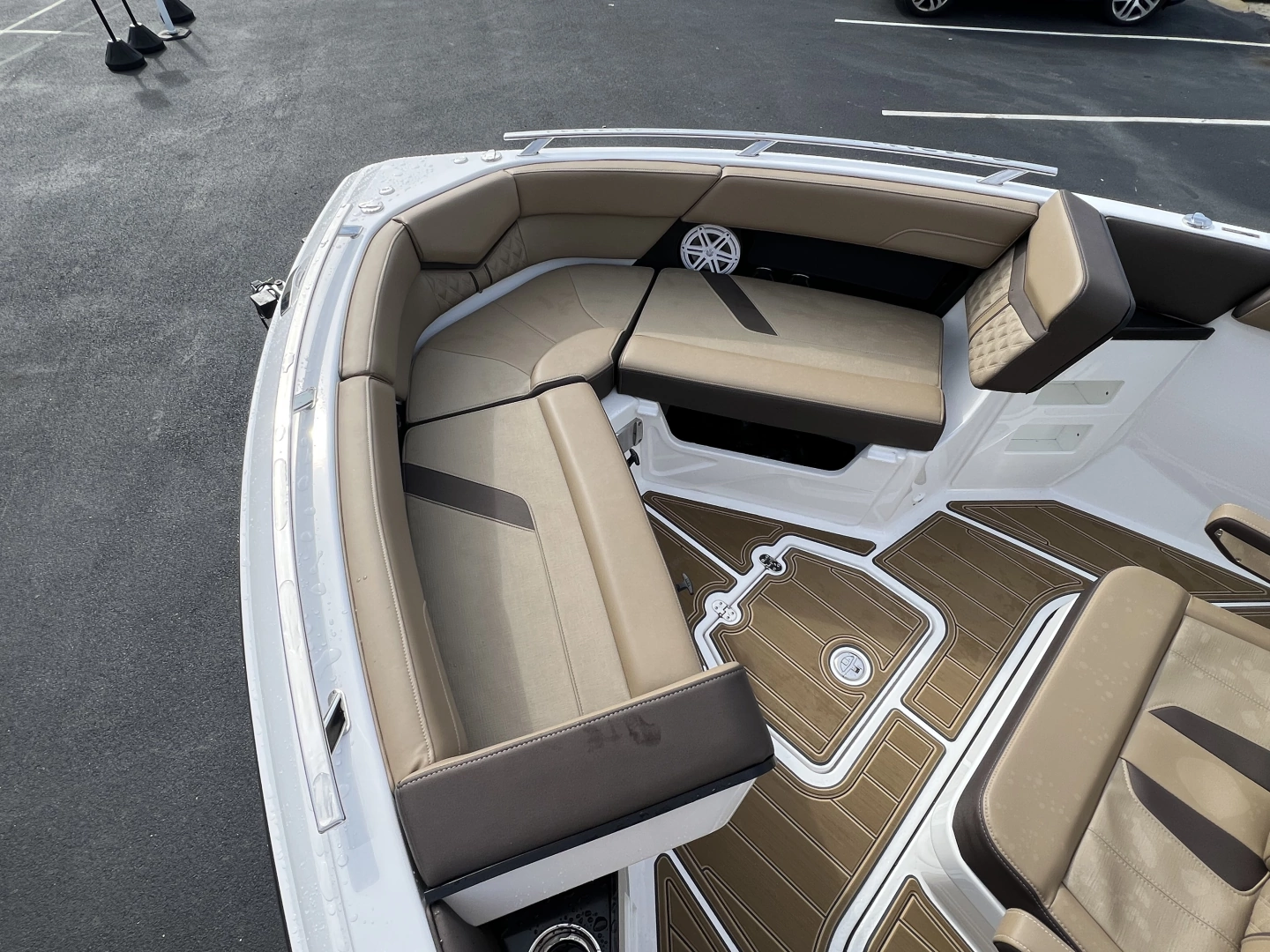 Monterey 30 Elite OB Yacht For Sale