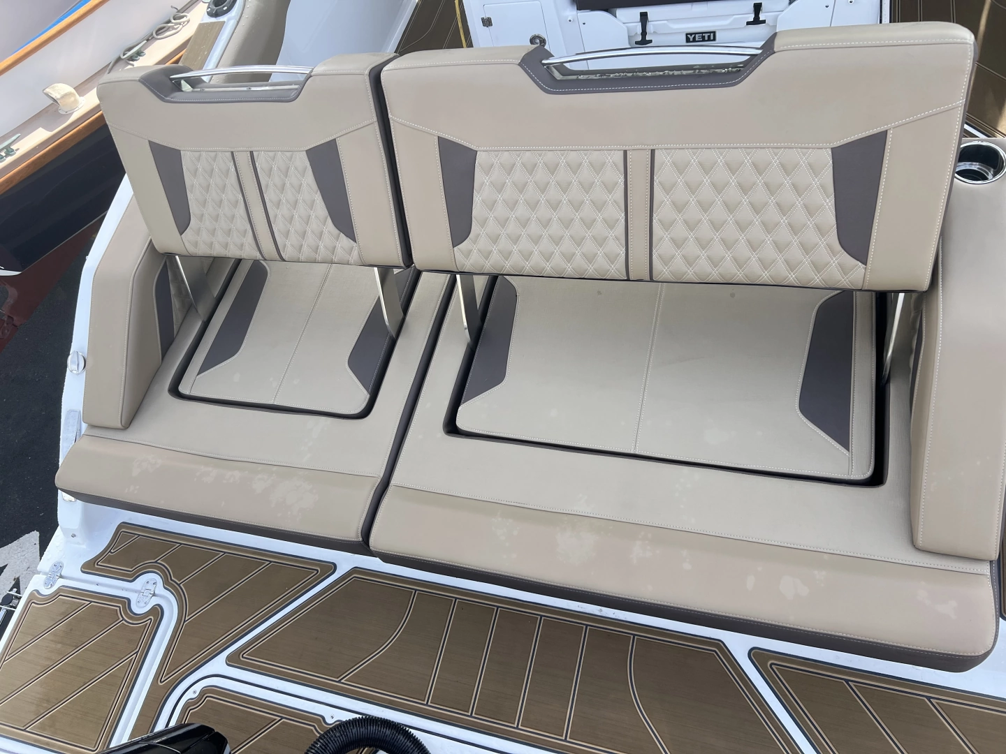 Monterey 30 Elite OB Yacht For Sale