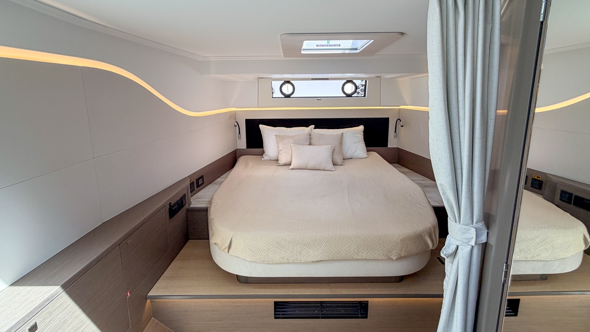 In Stock 40ft Beneteau Yacht For Sale In Stock 40ft Beneteau Yacht For Sale
