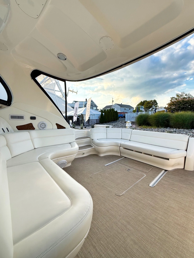 Sea Ray 550 Sundancer Yacht For Sale