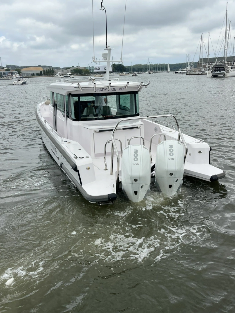 Axopar 37 XC Cross Cabin Yacht For Sale