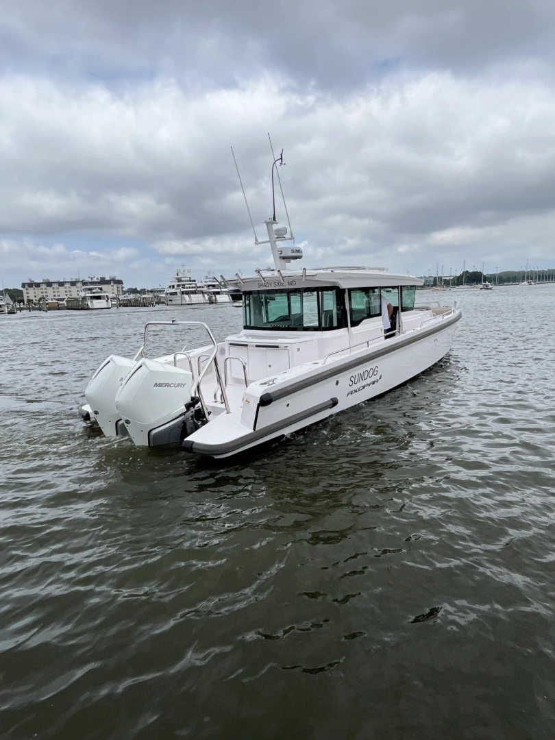 Axopar 37 XC Cross Cabin Yacht For Sale