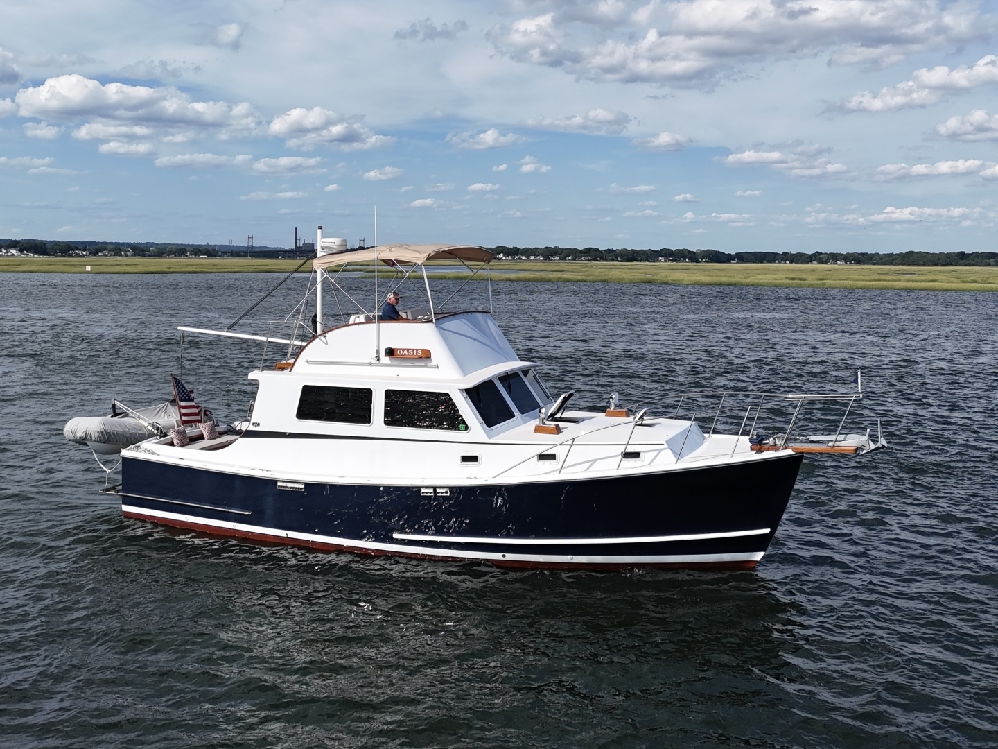 1987 Wilbur Flybridge Cruiser