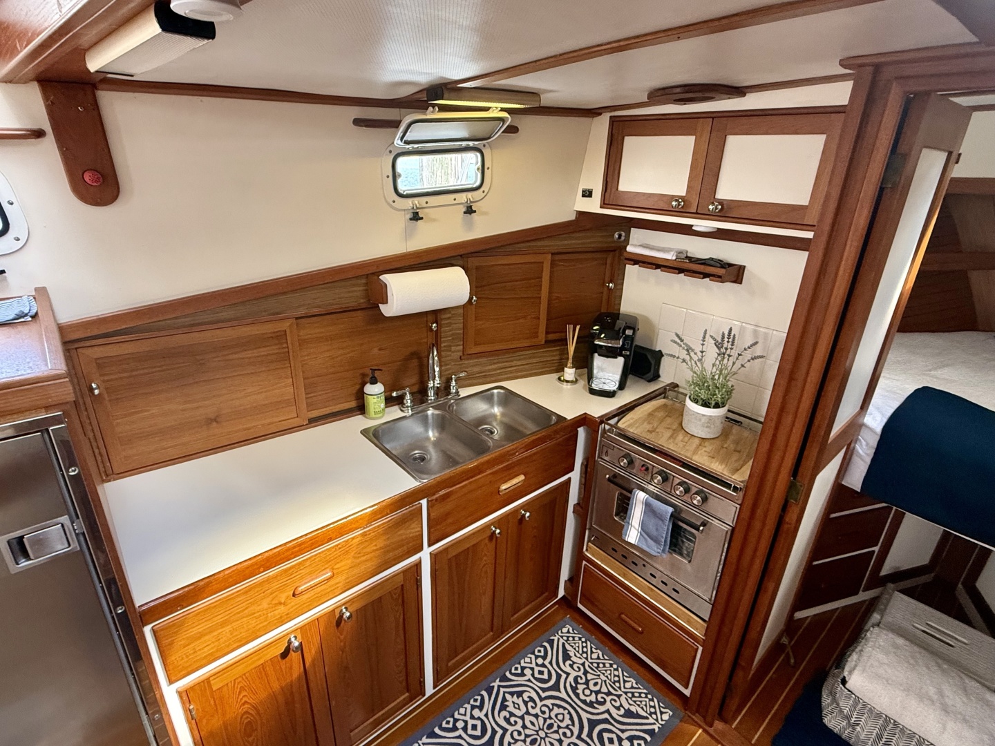 Oasis 38ft Wilbur Yacht For Sale