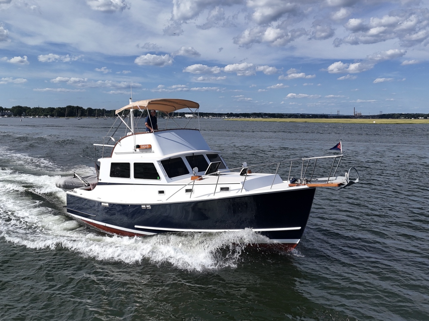 1987 Wilbur Flybridge Cruiser