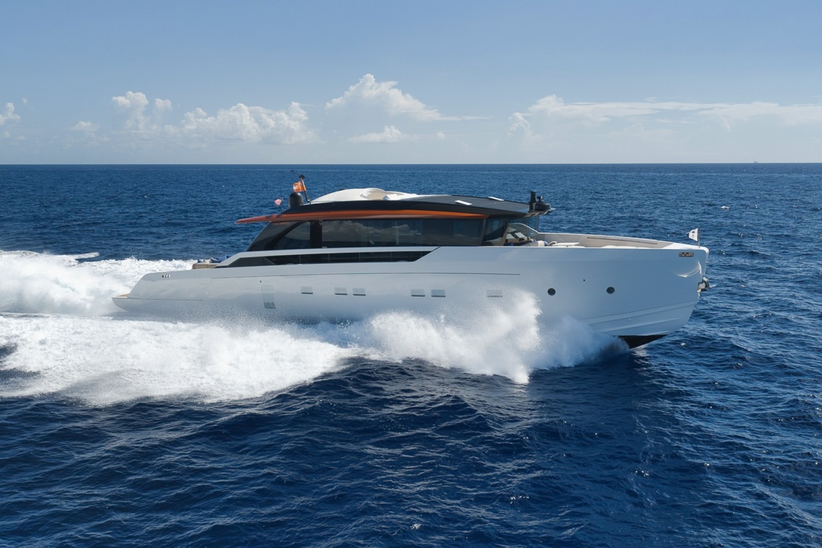 2026 Sanlorenzo SP92