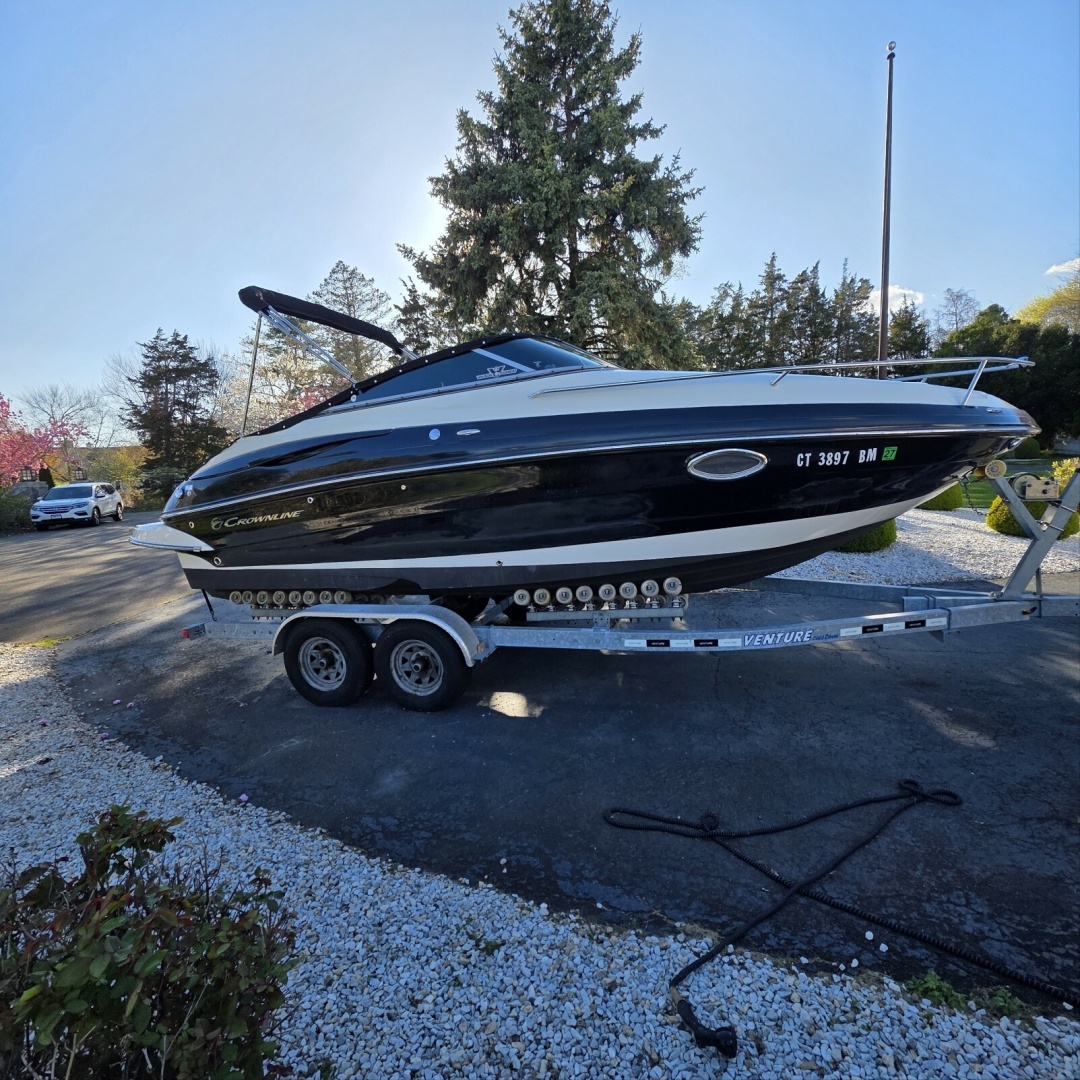 2014 Crownline 
