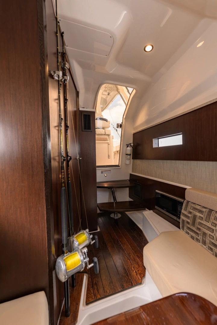 Pursuit S 378 Sport Yacht For Sale
