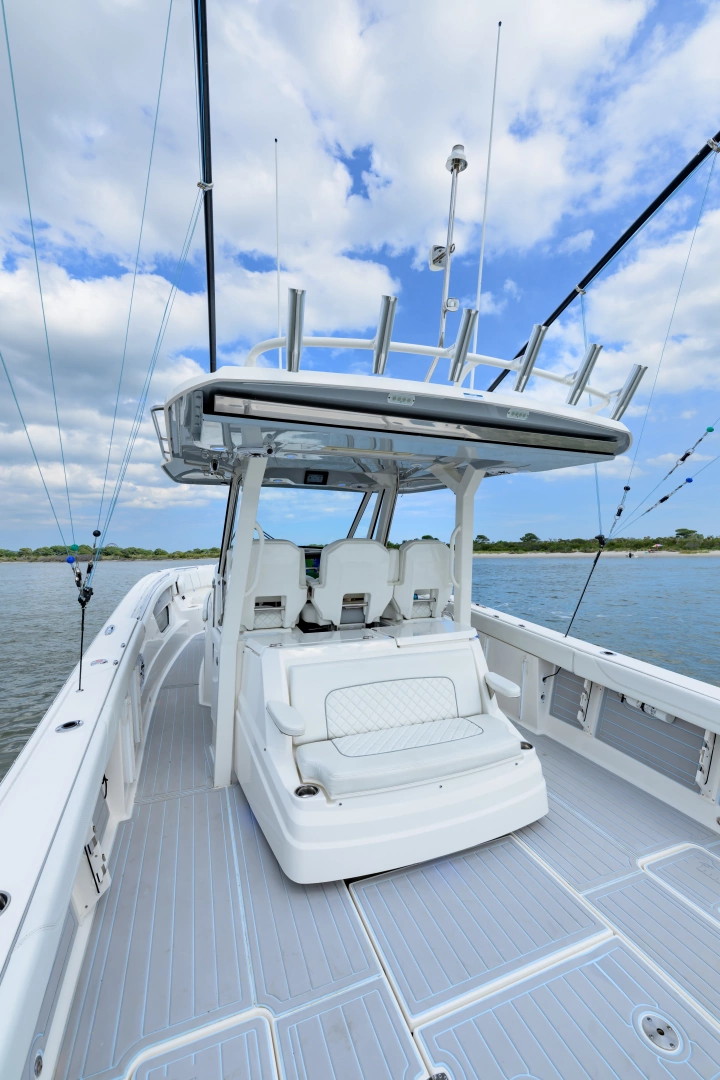 Pursuit S 378 Sport Yacht For Sale