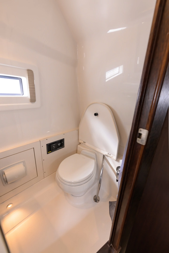 Pursuit S 378 Sport Yacht For Sale