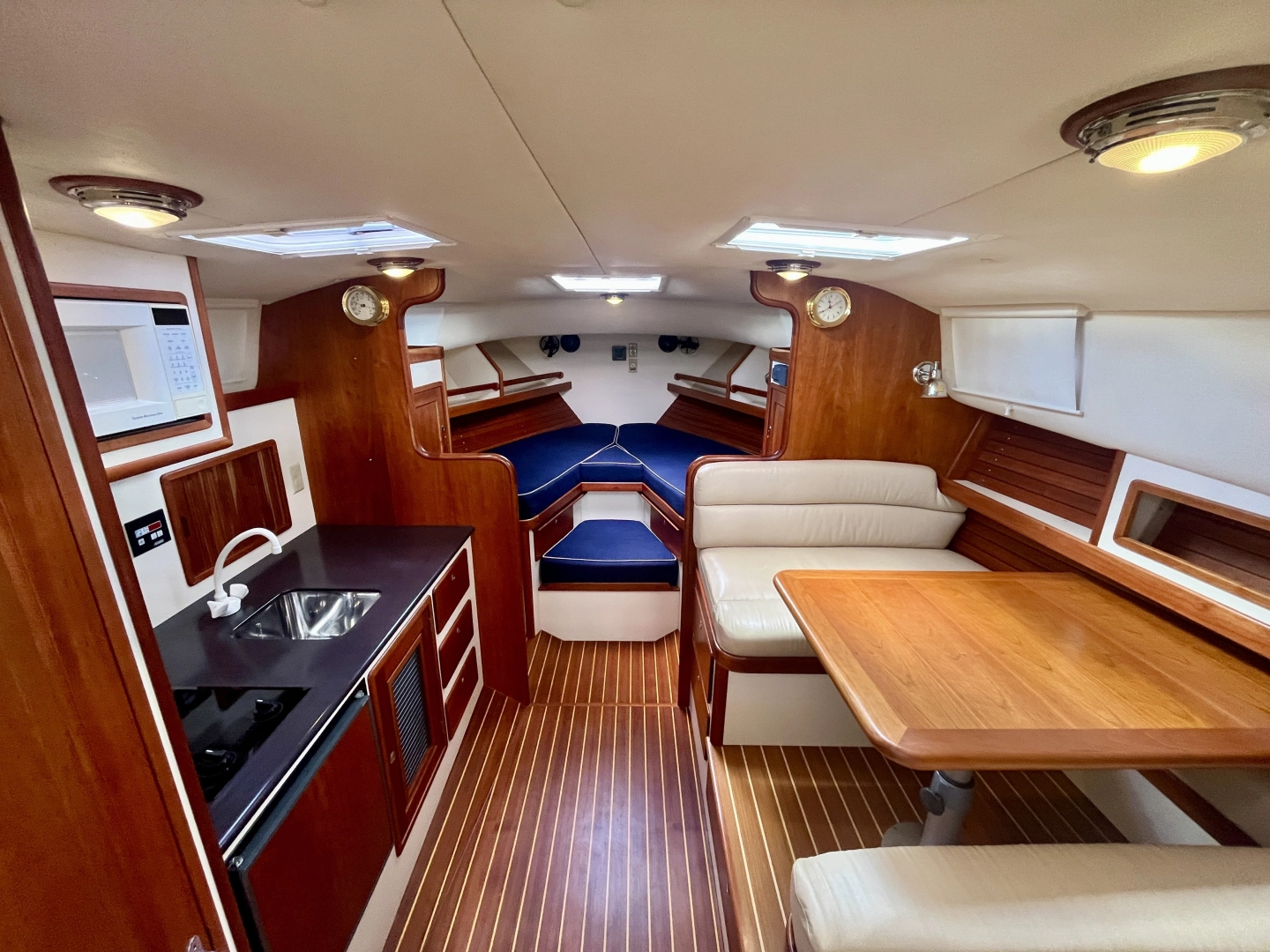 Little Harbor Whisper Jet 38 Prop Yacht For Sale