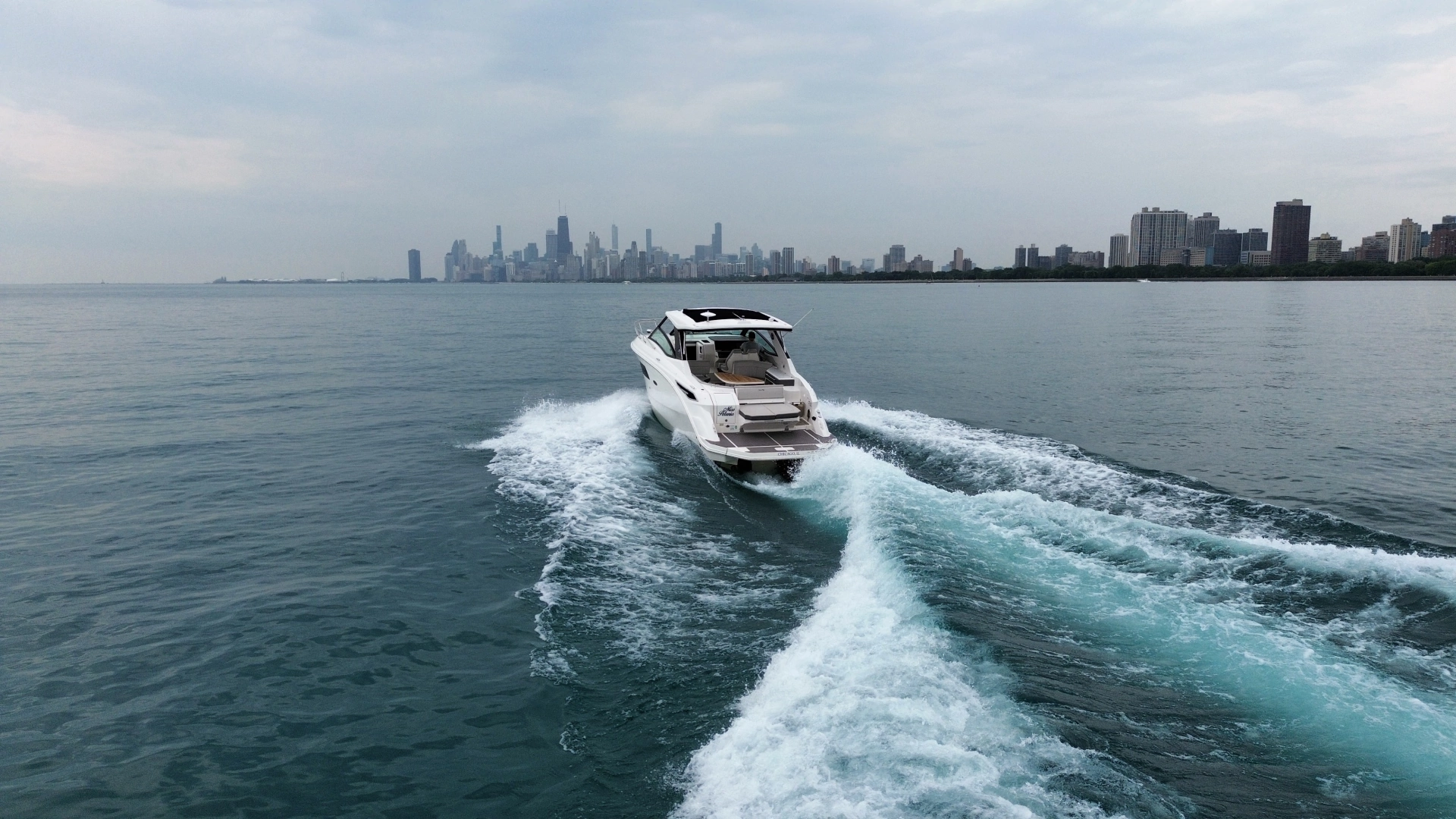 Sea Ray Sundancer 320 Yacht For Sale