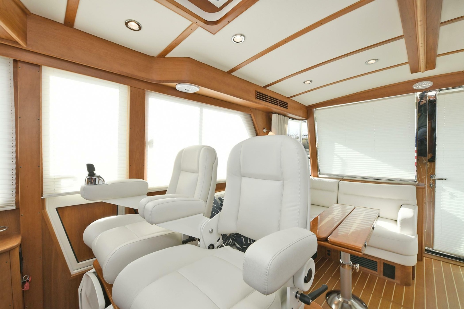2021 Sabre 48 Salon Express