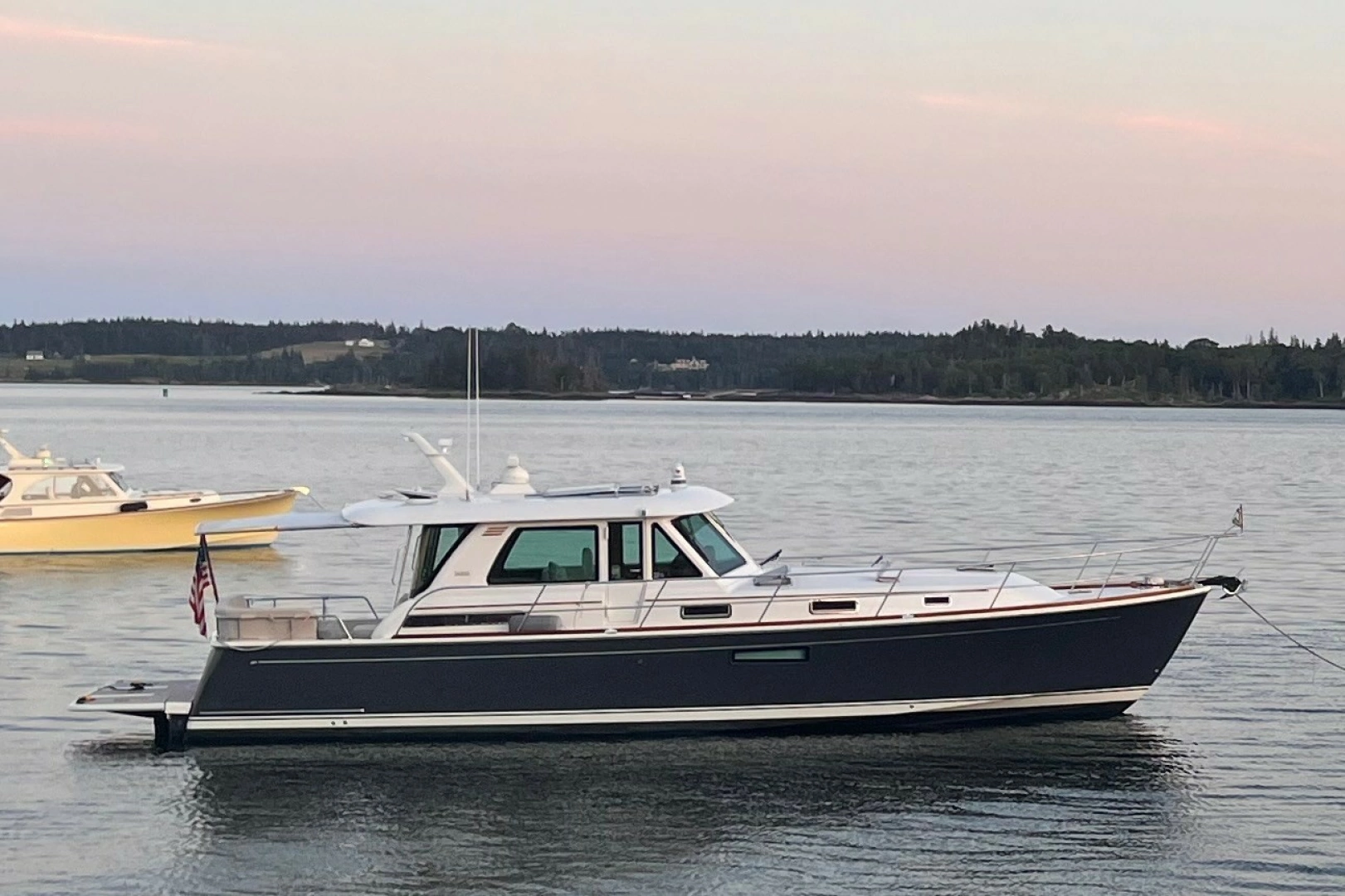 2024 Sabre 48 Salon Express - photo 1 of 99